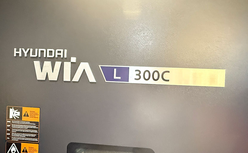 USED Hyundai-Wia L300C Slant Bed 2-Axis CNC Lathe – TWW Cat 8068